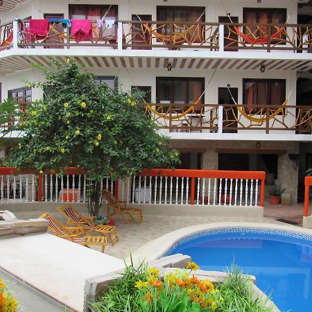 Hostal Pakaloro Montañita Buitenkant foto
