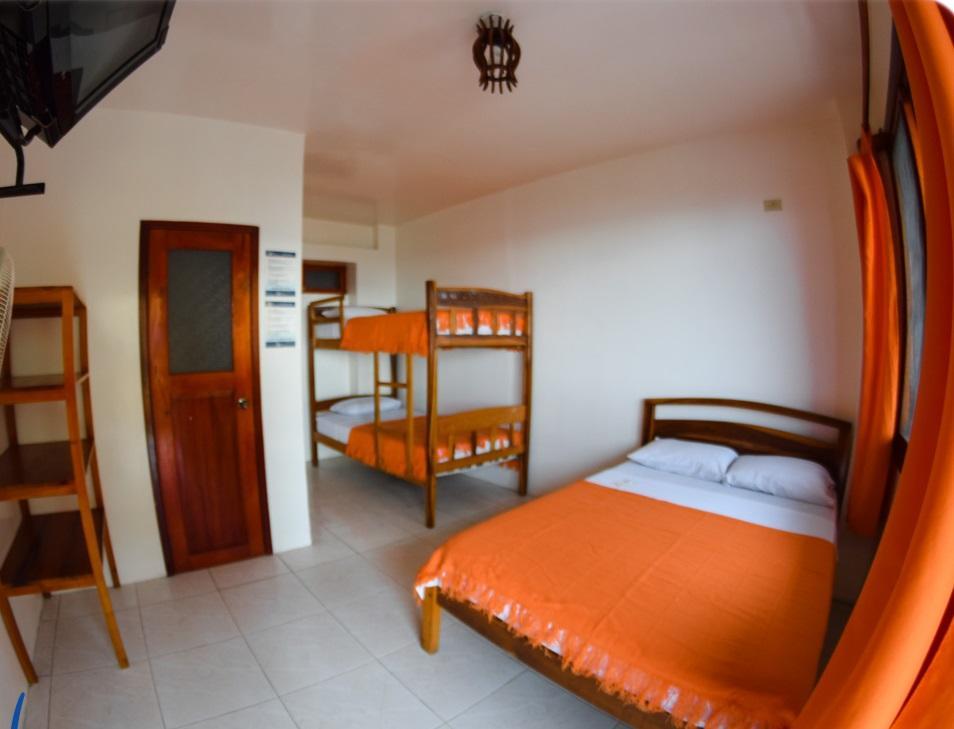Hostal Pakaloro Montañita Buitenkant foto